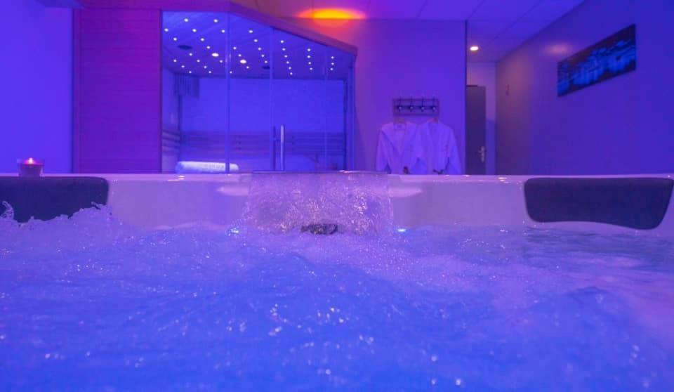 Loft Privatif Avec Jacuzzi Et Sauna Saint-Dizier Dış mekan fotoğraf
